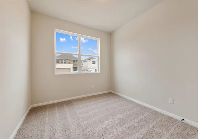 Photo 4 of Sale Pending at 134 Arlington Park Loop, Hutto, TX 78634 | MLS# 4109088 | Listing updated on 2026-09-21