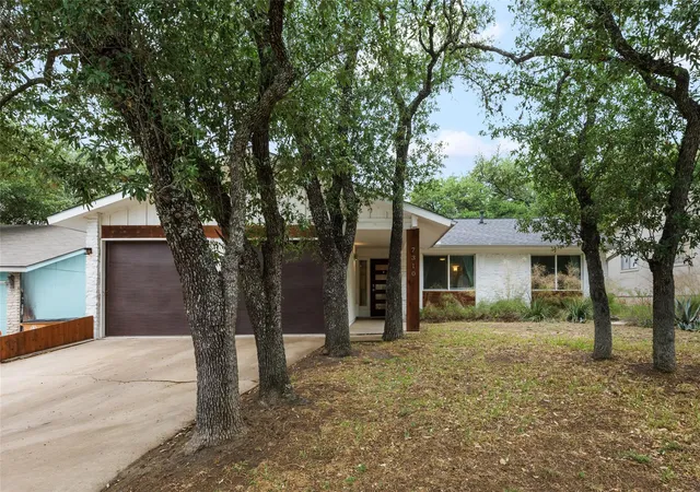 Photo 1 of Single family home for sale at 7310 Broken Arrow Ln, Austin, TX 78745 | MLS# 8786141 | Listing updated on 2026-08-26