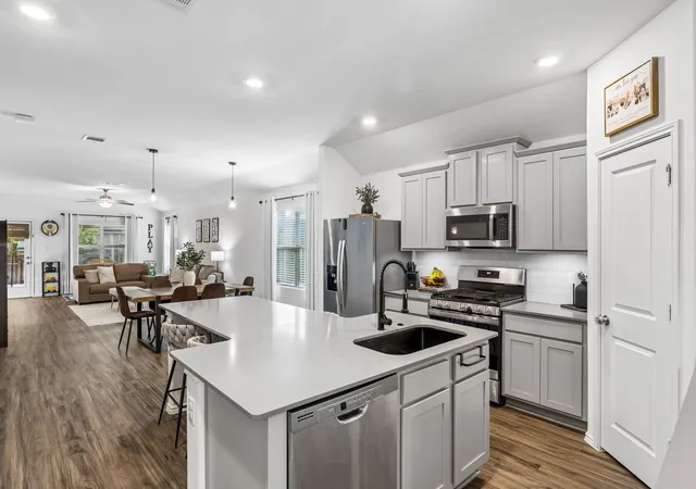 Photo 1 of Single family home for sale at 117 Konik Rd, Georgetown, TX 78626 | MLS# 3656047 | Listing updated on 2026-10-28