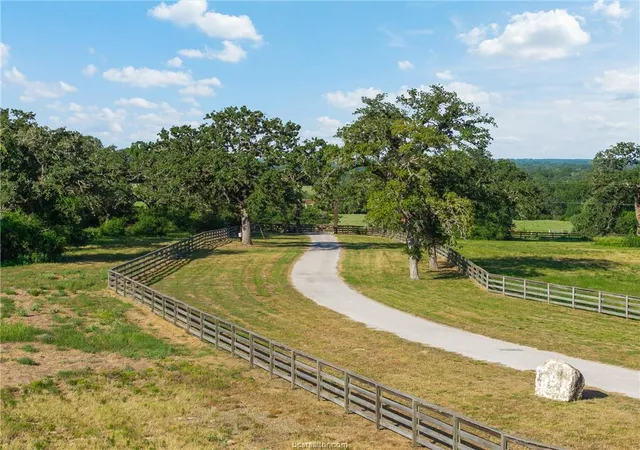 3rd image of 4845 County Road 119, Caldwell, TX 77836 | MLS# 6139797
