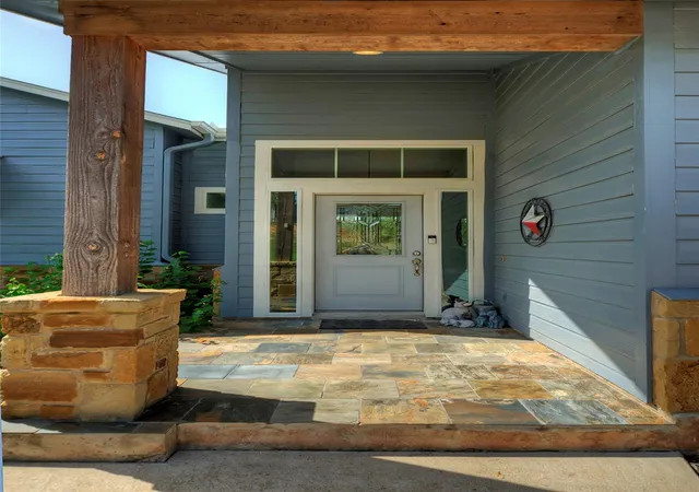 3rd image of 108 Pukoo Dr, Bastrop, TX 78602 | MLS# 5679823