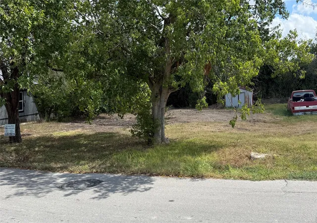 Photo 1 of Land for sale at 602 Burkett St, Taylor, TX 76574 | MLS# 8661483 | Listing updated on 2026-09-29