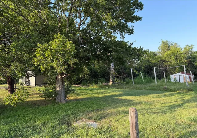 4th image of 602 Burkett St, Taylor, TX 76574 | MLS# 8661483