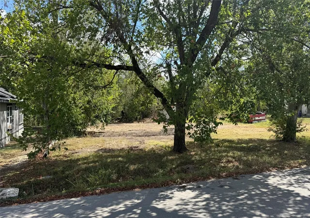 Photo 3 of Land for sale at 602 Burkett St, Taylor, TX 76574 | MLS# 8661483 | Listing updated on 2026-09-29