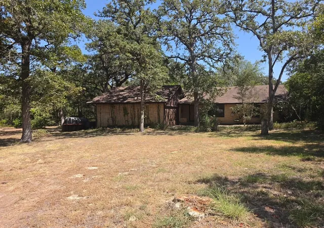 1st image of 109 Pine Cone Ln, Elgin, TX 78621 | MLS# 4292906