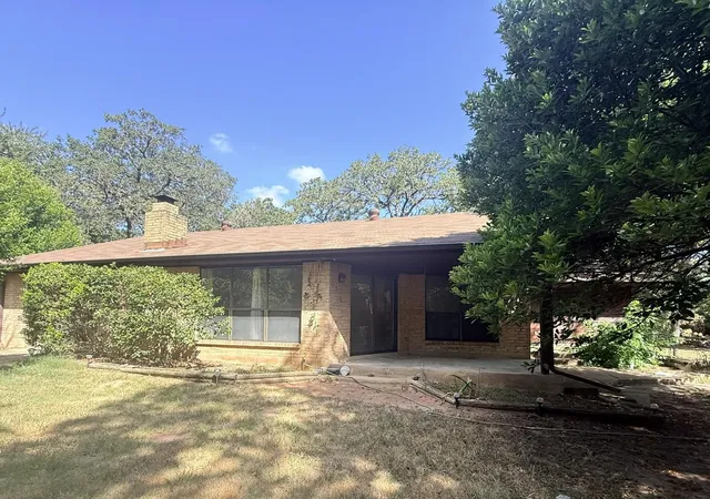 24th image of 109 Pine Cone Ln, Elgin, TX 78621 | MLS# 4292906