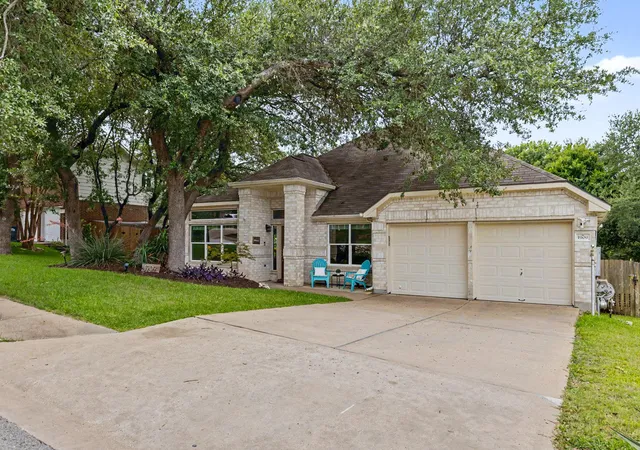 Photo 3 of Single family home for sale at 1909 Holly Hl Dr, Leander, TX 78641 | MLS# 7997936 | Listing updated on 2026-09-24
