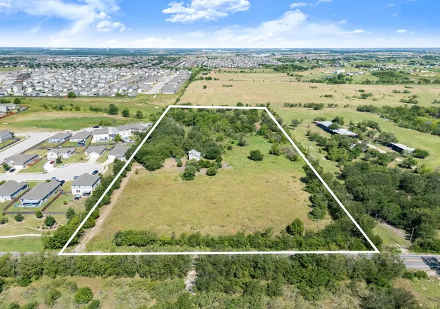 1st image of 14112 Bois D Arc Ln, Manor, TX 78653 | MLS# 2211858