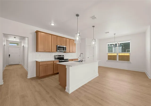 Photo 2 of Single family home for sale at 580 Gus Loop, Georgetown, TX 78627 | MLS# 3382278 | Listing updated on 2026-10-09