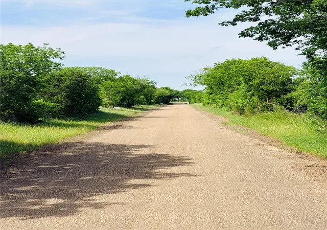 3rd image of 34 County Road 340, Mc Gregor, TX 76657 | MLS# 7383987