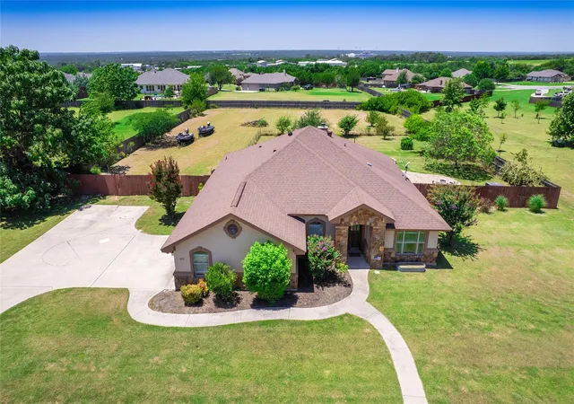 Photo 3 of Single family home for sale at 213 Sarahs Ln, Liberty Hill, TX 78642 | MLS# 7059556 | Listing updated on 2026-08-26