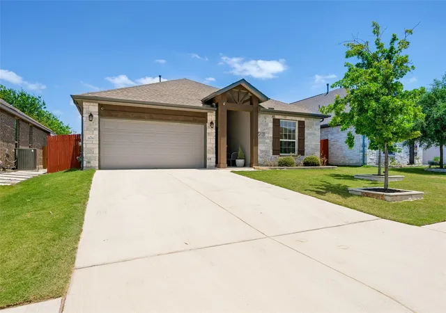 Photo 2 of Sale Pending at 6136 Teodoro Bnd, Round Rock, TX 78665 | MLS# 3070106 | Listing updated on 2026-09-04
