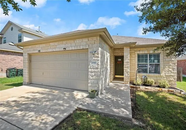 Photo 1 of Single family home for sale at 1941 Amberwood Loop, Kyle, TX 78640 | MLS# 3864949 | Listing updated on 2026-08-26