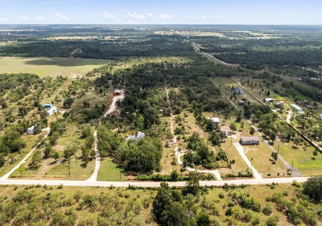 Photo 4 of Land for sale at 1411 Bugtussle Ln, Luling, TX 78648 | MLS# 5082491 | Listing updated on 2026-09-21