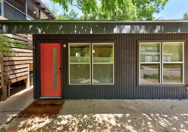3rd image of 2201 Leon St, Austin, TX 78705 | MLS# 6989655