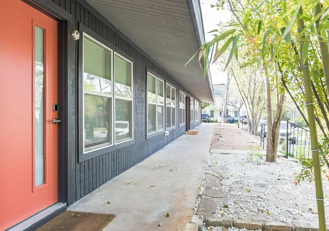 4th image of 2201 Leon St, Austin, TX 78705 | MLS# 6989655