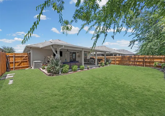 Photo 3 of Sale Pending at 316 Cassandra Dr, Hutto, TX 78634 | MLS# 7243591 | Listing updated on 2026-10-22