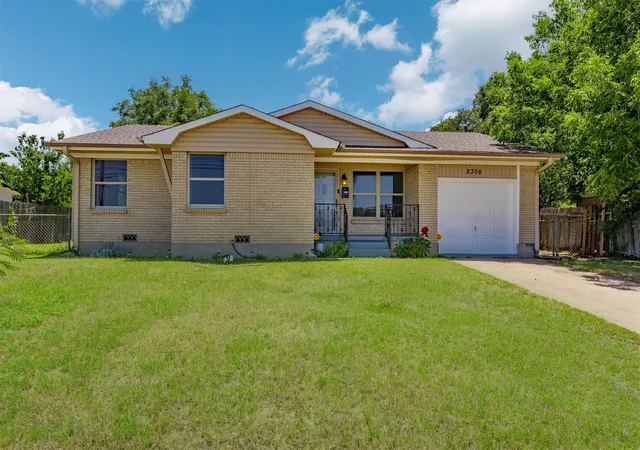 Photo 2 of Single family home for sale at 2308 Terrace Dr, Killeen, TX 76543 | MLS# 9003758 | Listing updated on 2026-08-20