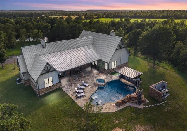 3rd image of 175 Wilson Rd, Elgin, TX 78621 | MLS# 2650977