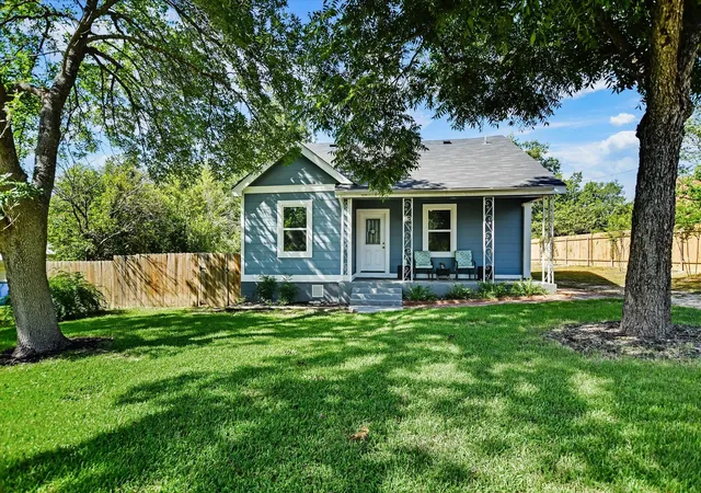 1st image of 103 E Hoopes Ave, Pflugerville, TX 78660 | MLS# 5938058