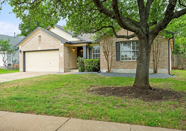 Photo 3 of Single family home for sale at 16700 Anjou Ln, Round Rock, TX 78681 | MLS# 3823306 | Listing updated on 2026-07-27