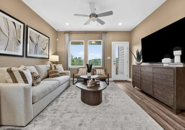 Photo 3 of Sale Pending at 5905 Taunte Dr, Del Valle, TX 78617 | MLS# 4455327 | Listing updated on 2026-08-18