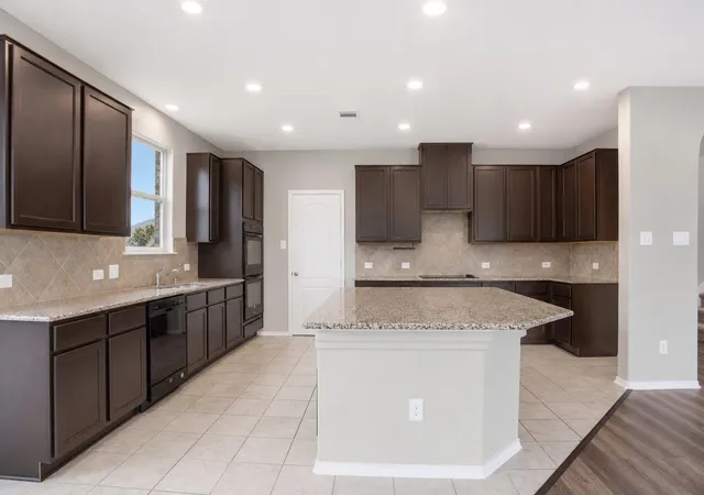 Photo 3 of Single family home for sale at 670 Landon Samuel Loop, Pflugerville, TX 78660 | MLS# 9858008 | Listing updated on 2026-09-30