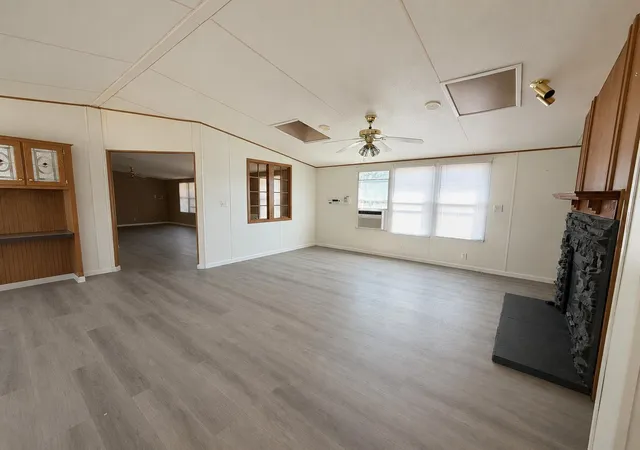 Photo 3 of Manufactured home for sale at 235 Cedar Crk Cir, Cedar Creek, TX 78612 | MLS# 5863741 | Listing updated on 2026-09-03