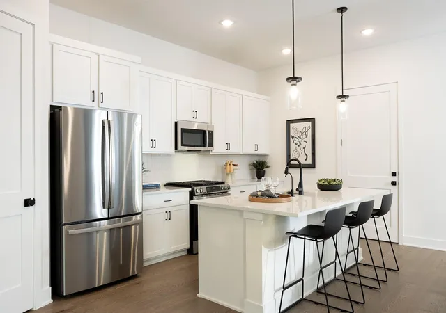 3rd image of 8100 Bird Song Cir, Austin, TX 78745 | MLS# 7833713