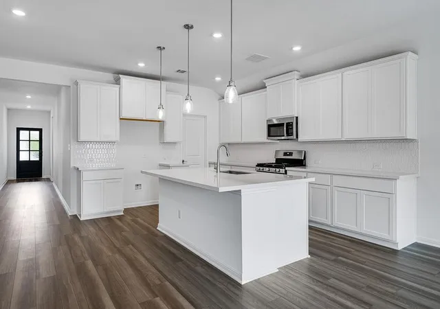 Photo 2 of Single family home for sale at 13805 Heishbrook Way, Del Valle, TX 78617 | MLS# 6081415 | Listing updated on 2026-08-13