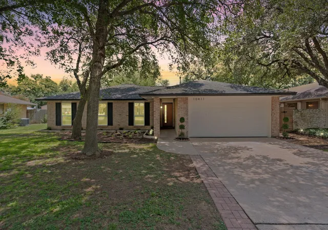 Photo 2 of Sale Pending at 10411 Button Quail Dr, Austin, TX 78758 | MLS# 6146643 | Listing updated on 2026-09-29
