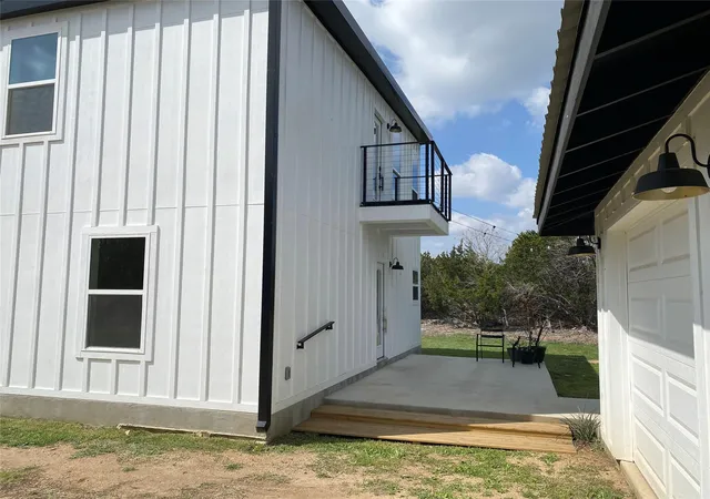 2nd image of 31 Heathrow Ln, Wimberley, TX 78676 | MLS# 1801205