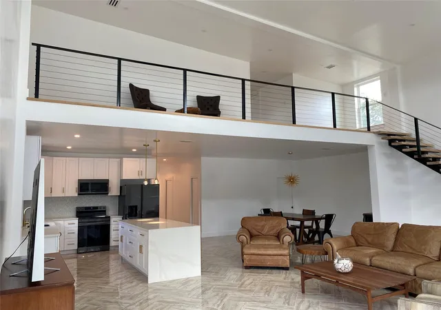 3rd image of 31 Heathrow Ln, Wimberley, TX 78676 | MLS# 1801205