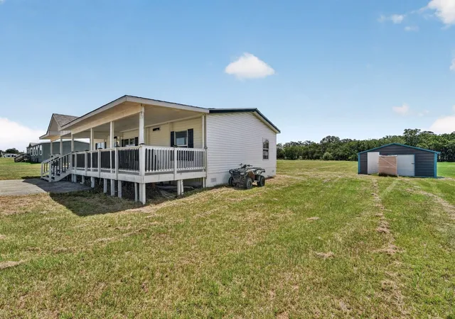 3rd image of 548 Casen St, Dale, TX 78616 | MLS# 8612889