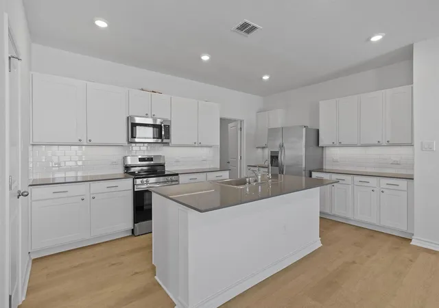 Photo 3 of Single family home for sale at 109 Hatari Trl, Jarrell, TX 76537 | MLS# 3388800 | Listing updated on 2026-07-24