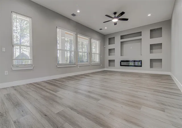 5th image of 124 Feather Grass Ln, Bastrop, TX 78602 | MLS# 8401536