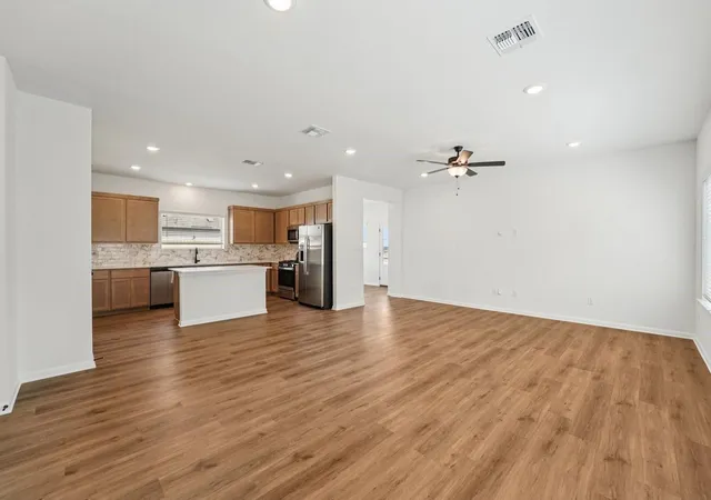 4th image of 238 Bay Breeze Dr, Kyle, TX 78640 | MLS# 5812415