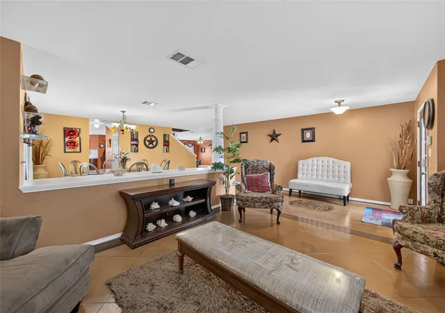 Photo 3 of Single family home for sale at 804 Cisco Valley Cv, Round Rock, TX 78664 | MLS# 4662999 | Listing updated on 2026-07-25