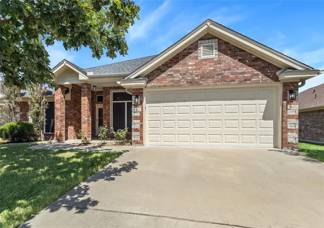 2nd image of 1907 Guinevere Ln, Harker Heights, TX 76548 | MLS# 3822421