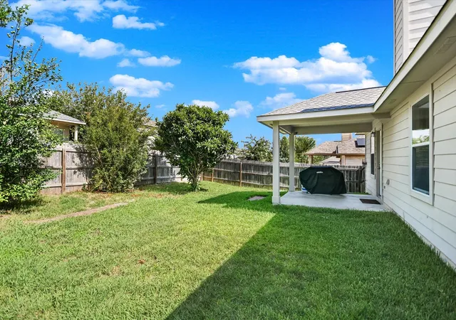 4th image of 157 Maplewood N, Kyle, TX 78640 | MLS# 5020748