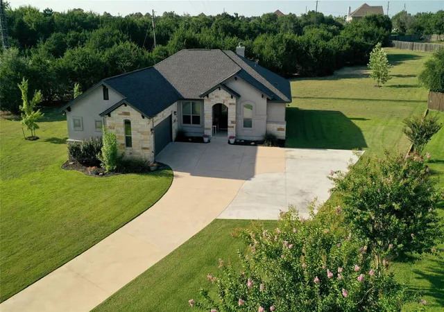 Photo 1 of Single family home for sale at 220 Angela Dr, Liberty Hill, TX 78642 | MLS# 3858330 | Listing updated on 2026-07-24