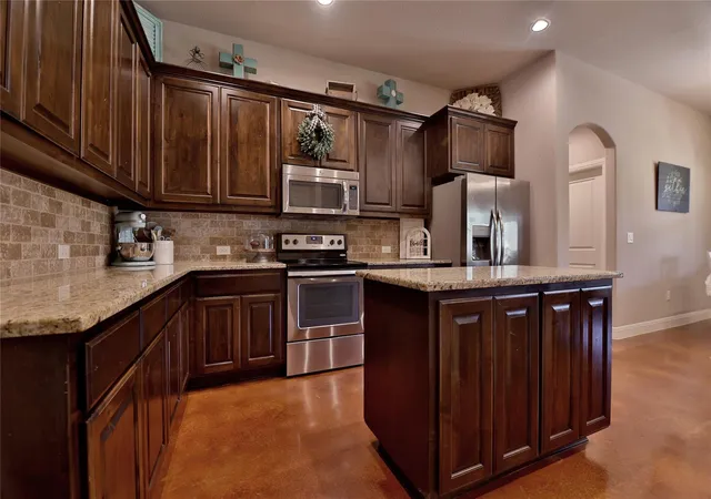 Photo 4 of Single family home for sale at 220 Angela Dr, Liberty Hill, TX 78642 | MLS# 3858330 | Listing updated on 2026-07-24