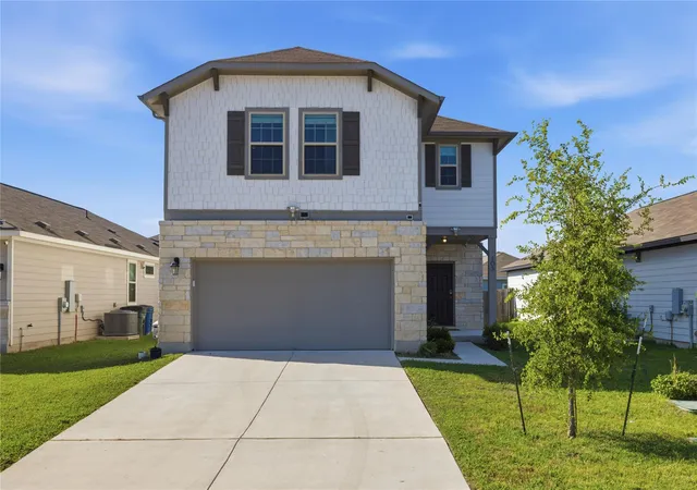 Photo 1 of Single family home for sale at 105 Quiet Man Dr, Jarrell, TX 76537 | MLS# 2321400 | Listing updated on 2026-10-24