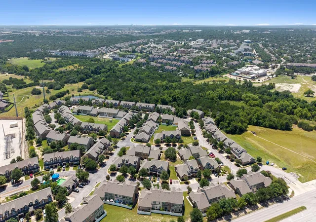 image of 1900 Little Elm Trl, Cedar Park, TX 78613