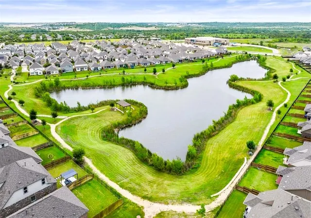 38th image of 716 S San Marcos St, Manor, TX 78653 | MLS# 4684599