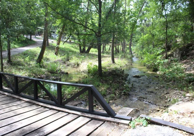 Photo 4 of Single family home for sale at 17234 E Reed Parks Rd, Jonestown, TX 78645 | MLS# 3128961 | Listing updated on 2026-09-18