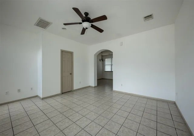 2nd image of 8901 Parkfield Dr, Austin, TX 78758 | MLS# 4450162