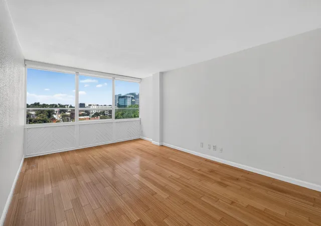 2nd image of 1800 Lavaca St, Austin, TX 78701