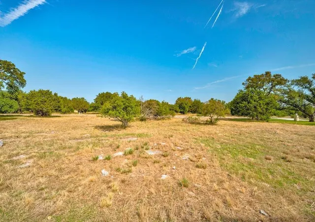 3rd image of 107 Cap Rock, Horseshoe Bay, TX 78657 | MLS# 9348018