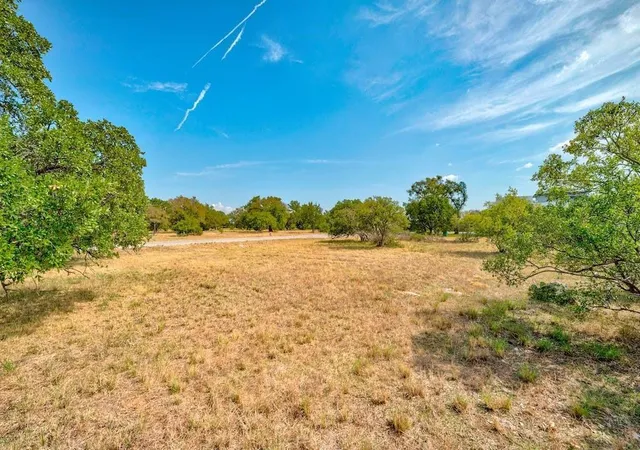 4th image of 107 Cap Rock, Horseshoe Bay, TX 78657 | MLS# 9348018